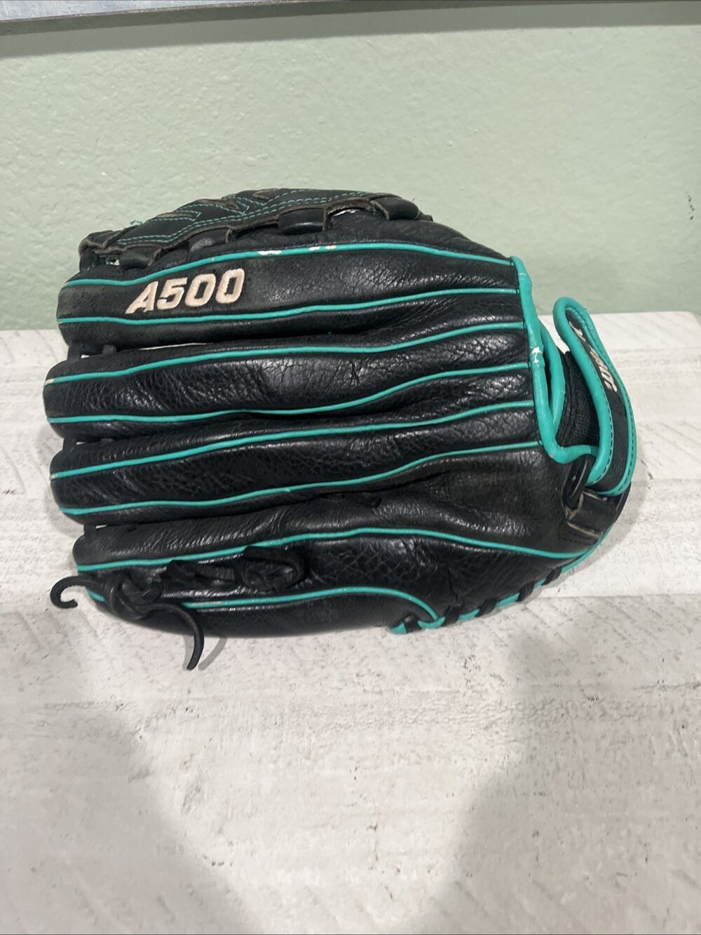 Wilson A500 12.5' Baseball Softball Glove A05RF16125 Broken In Right Throw RHT